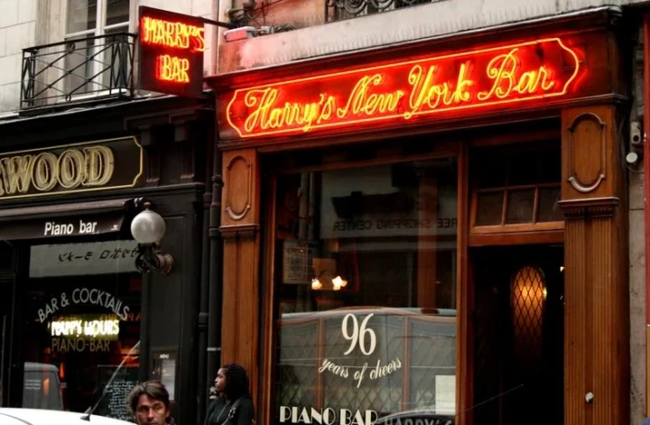 Harry’s New York Bar
